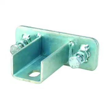 <strong>Anwendung</strong><ul><li>Sattelflansch quer mit Klemmschrauben zur sicheren und schnellen Befestigung von MPC • Schienen zwischen den Flanschen von Stahlbauprofilen. </li></ul><br><strong>Ihre Vorteile</strong><ul><li>Befestigung am Stahlbauprofil ohne Bohr • und Schweißarbeiten, dadurch Zeit- und Kostenersparnis</li><li>Sichere Montage der MPC-Systemschienen im Schienenschlitz durch Schienendoppelmutter</li><li>Einfach und schnell durch Klemmschrauben zu befestigen</li><li>Universell einsetzbar bei unterschiedlichen Profilbreiten</li></ul><br>_1