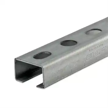 <strong>Applications</strong><ul> <li>Pour le supportage de gaines de ventilation dans des locaux secs <li>Possibilité de montage de rayonnages grâce à la large gamme d’accessoires. </ul><br><strong>Avantages</strong><ul><li>Supportage rapide et rationnelle de nappes de tubes <li>Les repères gravés sur les côtés et les lèvres du rail facilitent le réglage et la coupe des différents éléments <li>Pour un montage permettant un réglage en hauteur et latéral <li>Haute résistance à la flexion grâce aux sections idéales du profilé <li>Eléments de liaison adaptés pour la construction d’ensembles modulaires <li>Garniture insonorisante adaptée à chaque type de rail <li>Finition soignée avec les capuchons de sécurité MPC <li>Les rails 38/40 et 40/60 possèdent le Label de qualité RAL</li></ul><br>_1